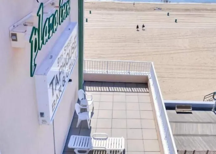 Paradise Plaza Hotel 3*